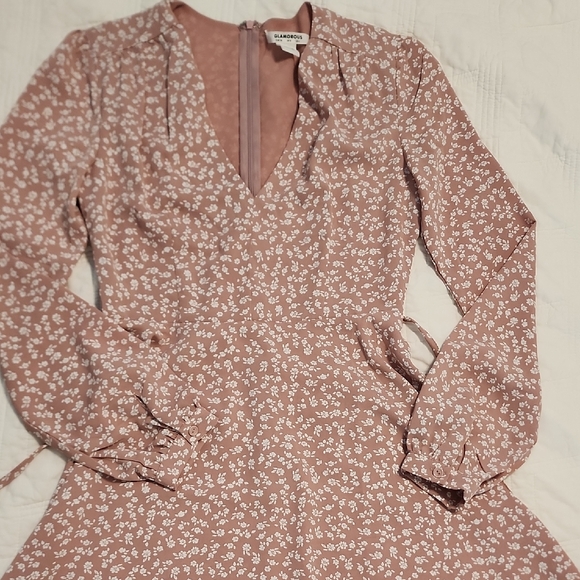 Glamorous Mauve Floral Long Sleeve Dress - Picture 1 of 3